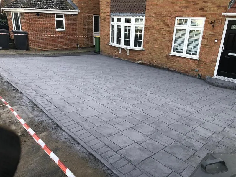 Imprinted concrete driveway billericay 06