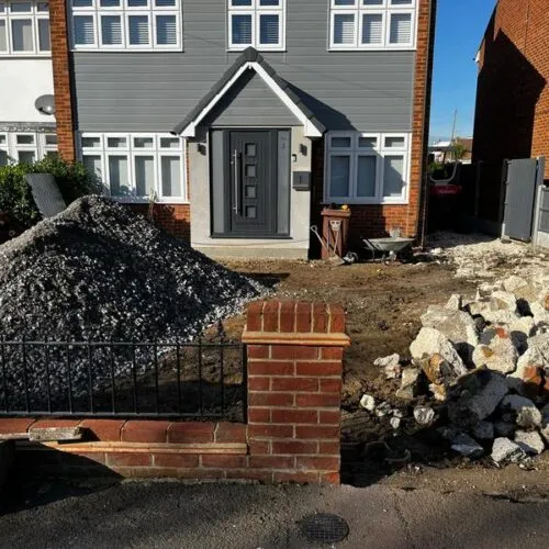 front charcoal block paved driveway side entrance 31