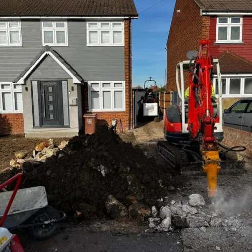 front charcoal block paved driveway side entrance 40